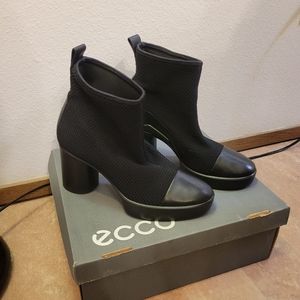 Ecco Ankle Boots